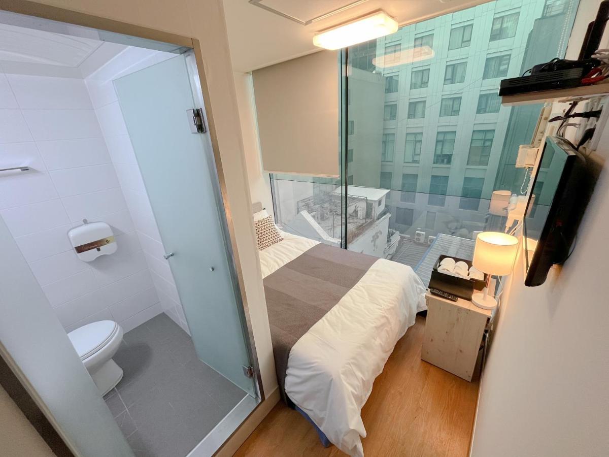 K9 Myeongdong Hotel โซล ภายนอก รูปภาพ
